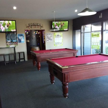 Pine Lake View Lodge Kaiapoi エクステリア 写真