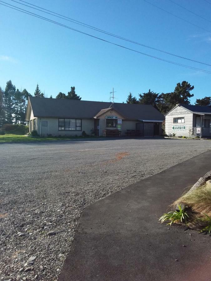Pine Lake View Lodge Kaiapoi エクステリア 写真